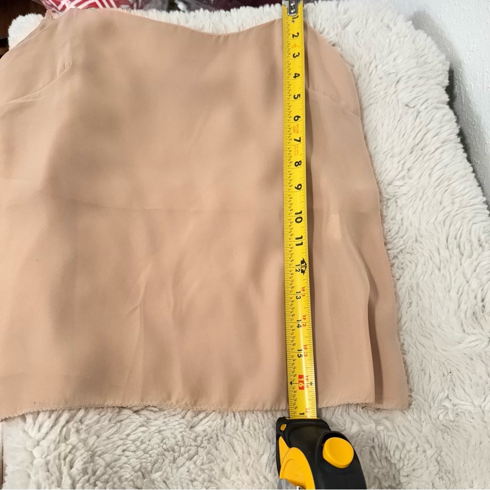 Biyan nude spaghetti strap silky tank top m - Picture 8 of 8